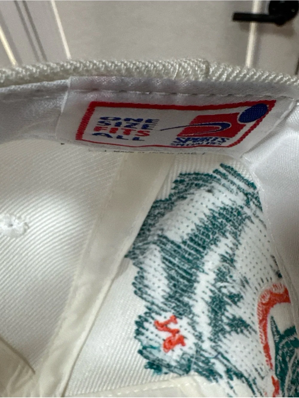Vintage Sports Specialties Shadow Laser Snapback Hat Miami Dolphins NWT Cap
